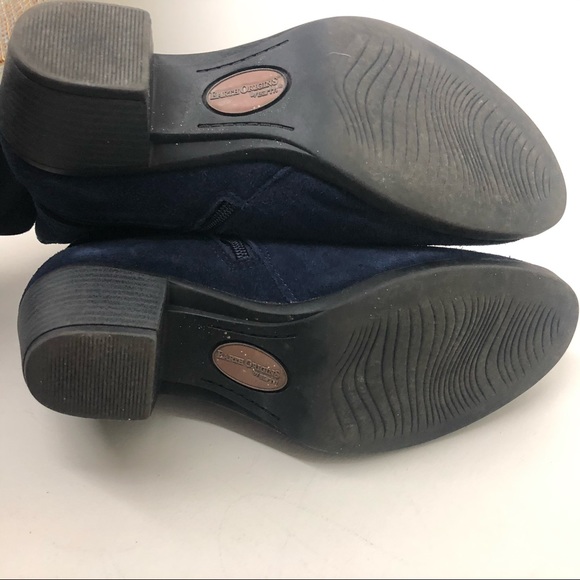 Earth origins tori navy blue side zip ankle bootie - Picture 8 of 8